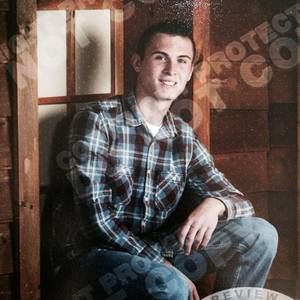 Meet your Posher, Justin